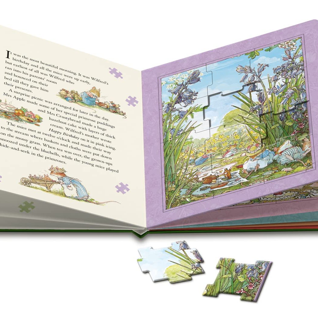 The Brambly Hedge Jigsaw Book