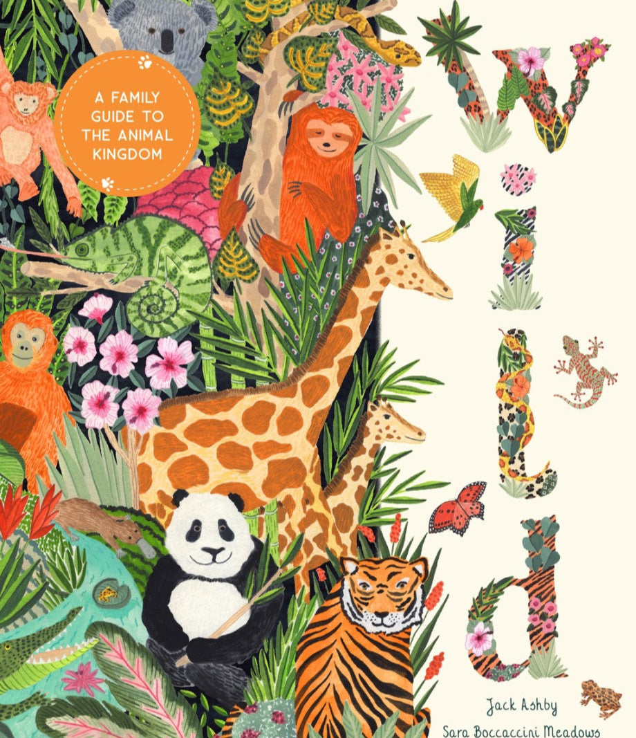 Book cover with colorful illustrations of animals and plants, featuring a family guide to the animal kingdom.